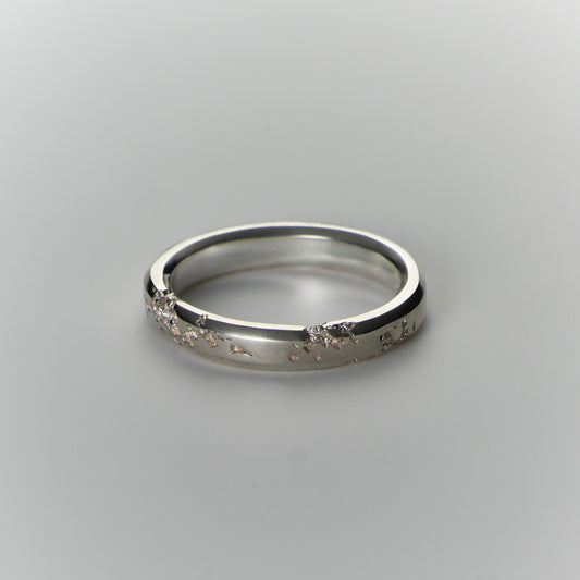 FRACTURED RING