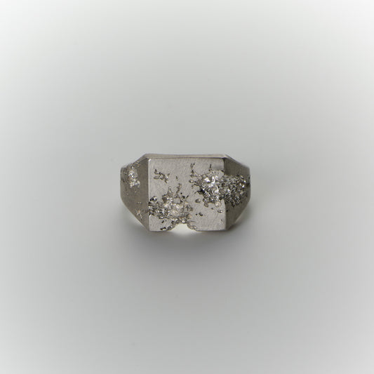 FRACTURED SQUARE