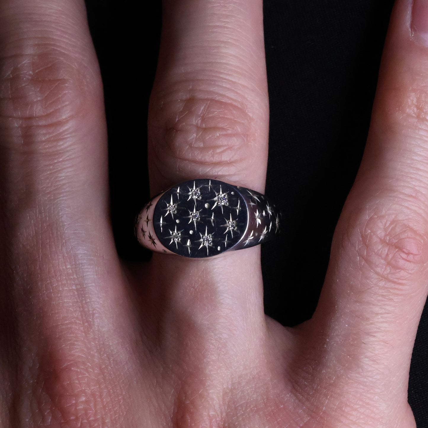 ASTRA OVAL / HORIZONTAL / MIRROR