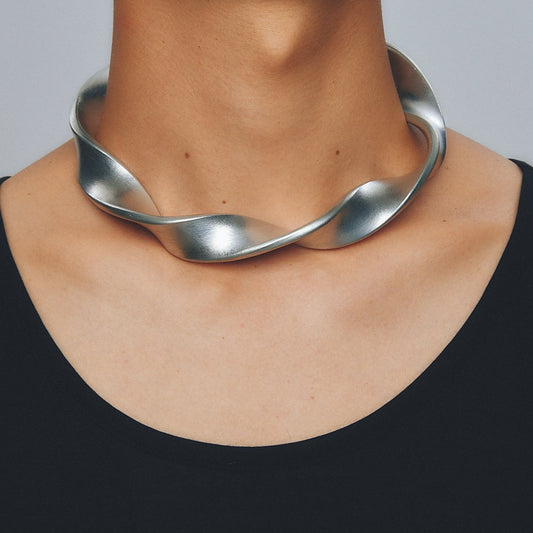 TWISTED METAL CHOKER