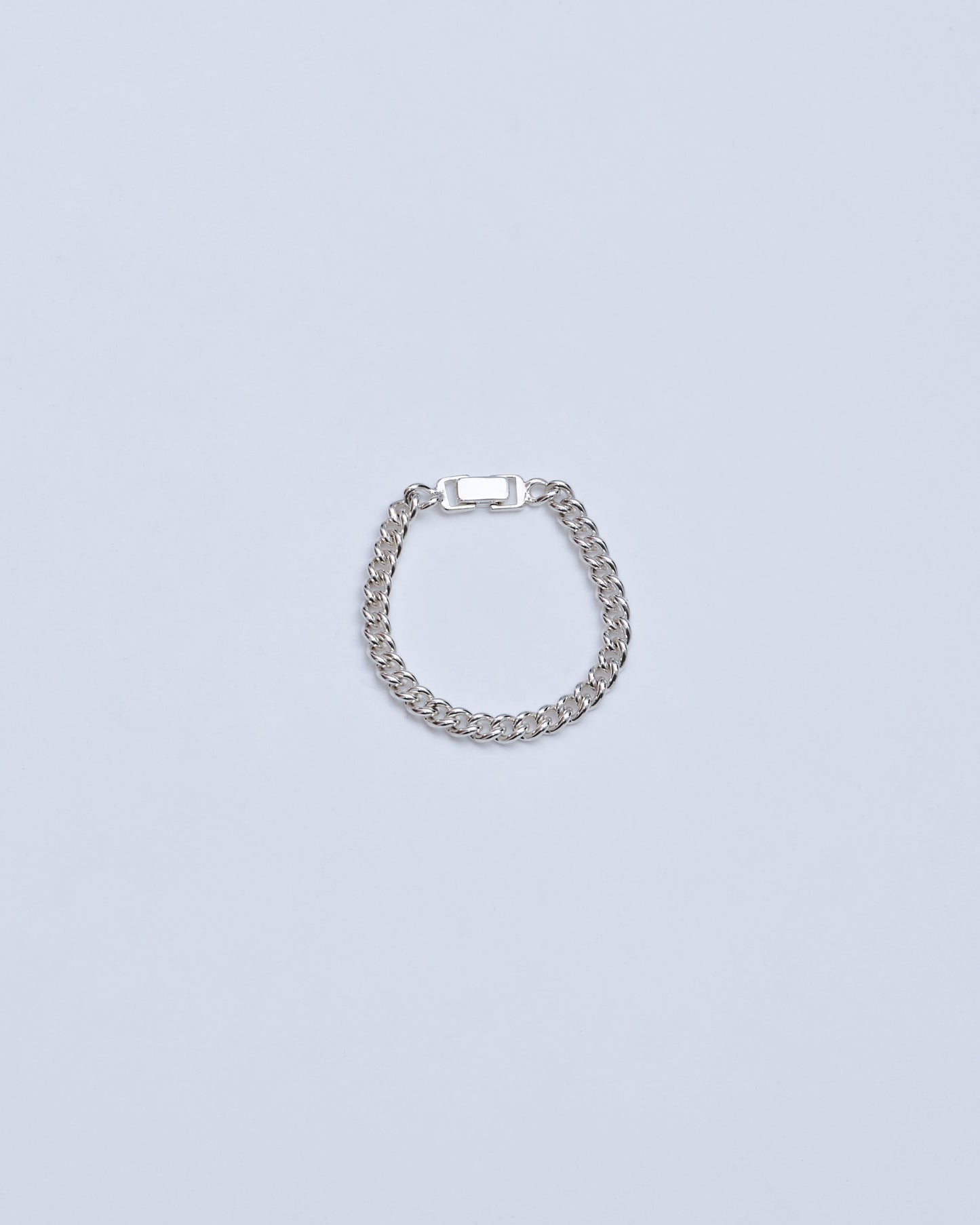 PLAIN CURVED CHAIN BRACELET