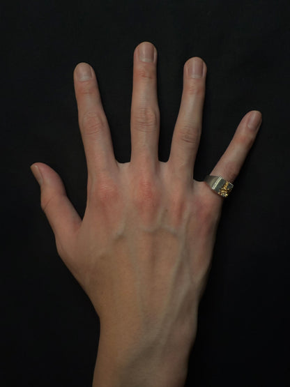 Fractured Beaded Square