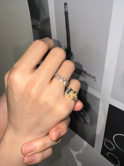 FRACTURED BEADED SQUARE