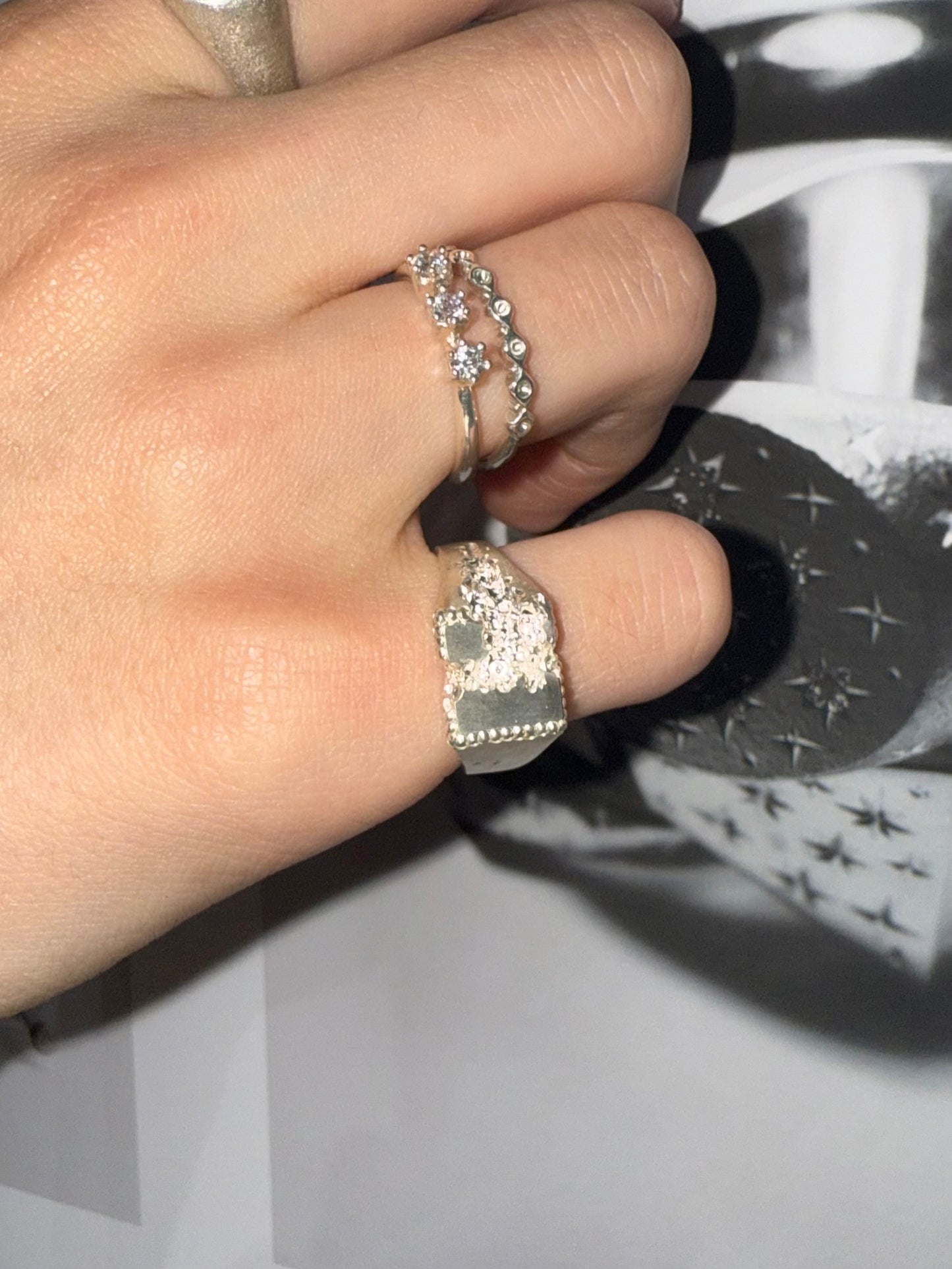 FRACTURED BEADED SQUARE