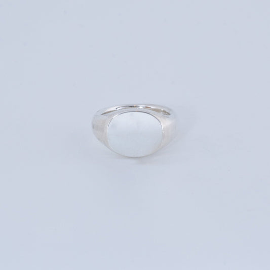 OVAL SIGNET RING