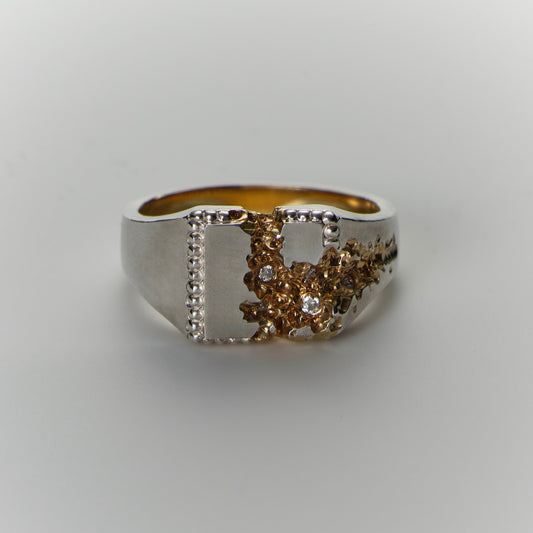 FRACTURED BEADED SQUARE
