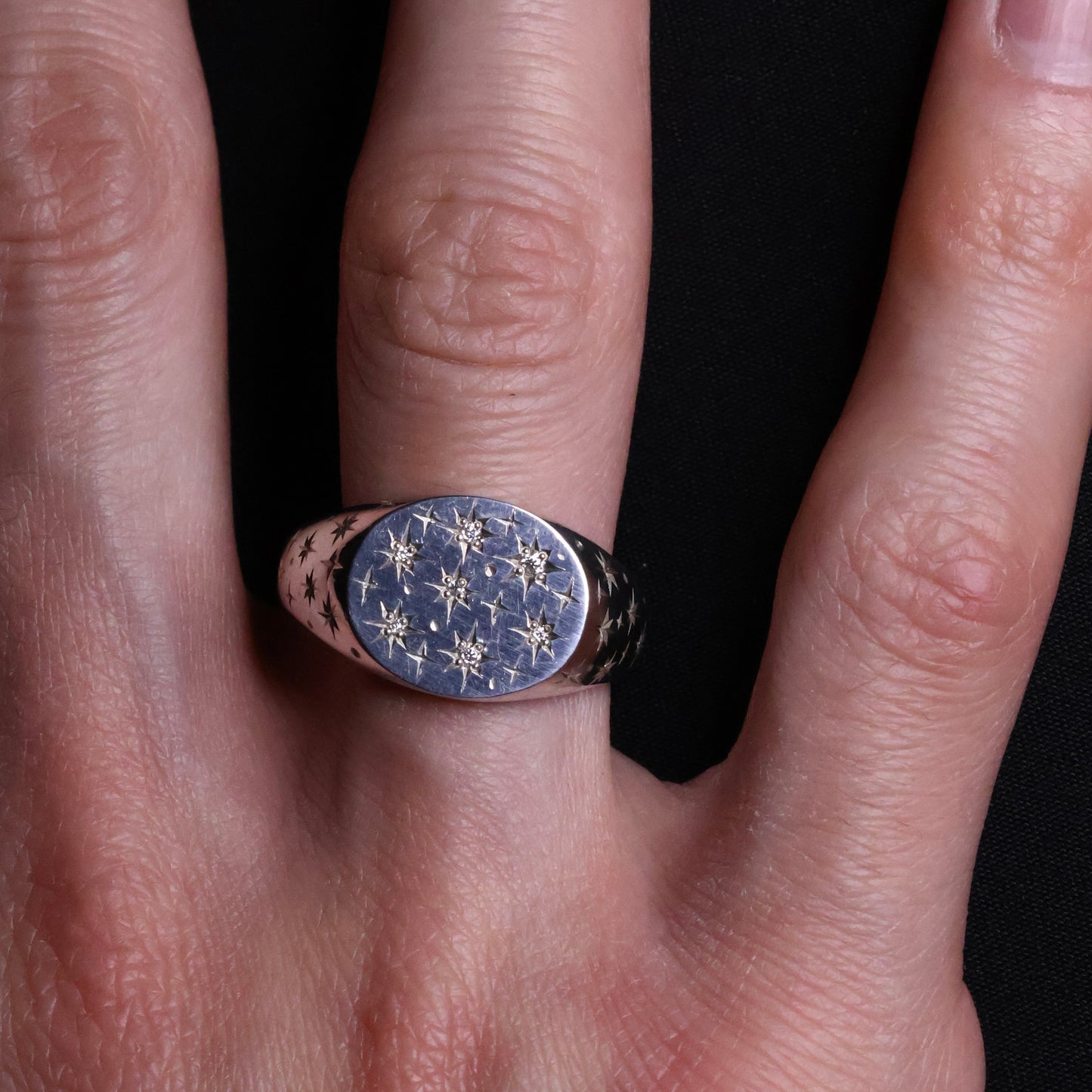 ASTRA OVAL / HORIZONTAL / MIRROR