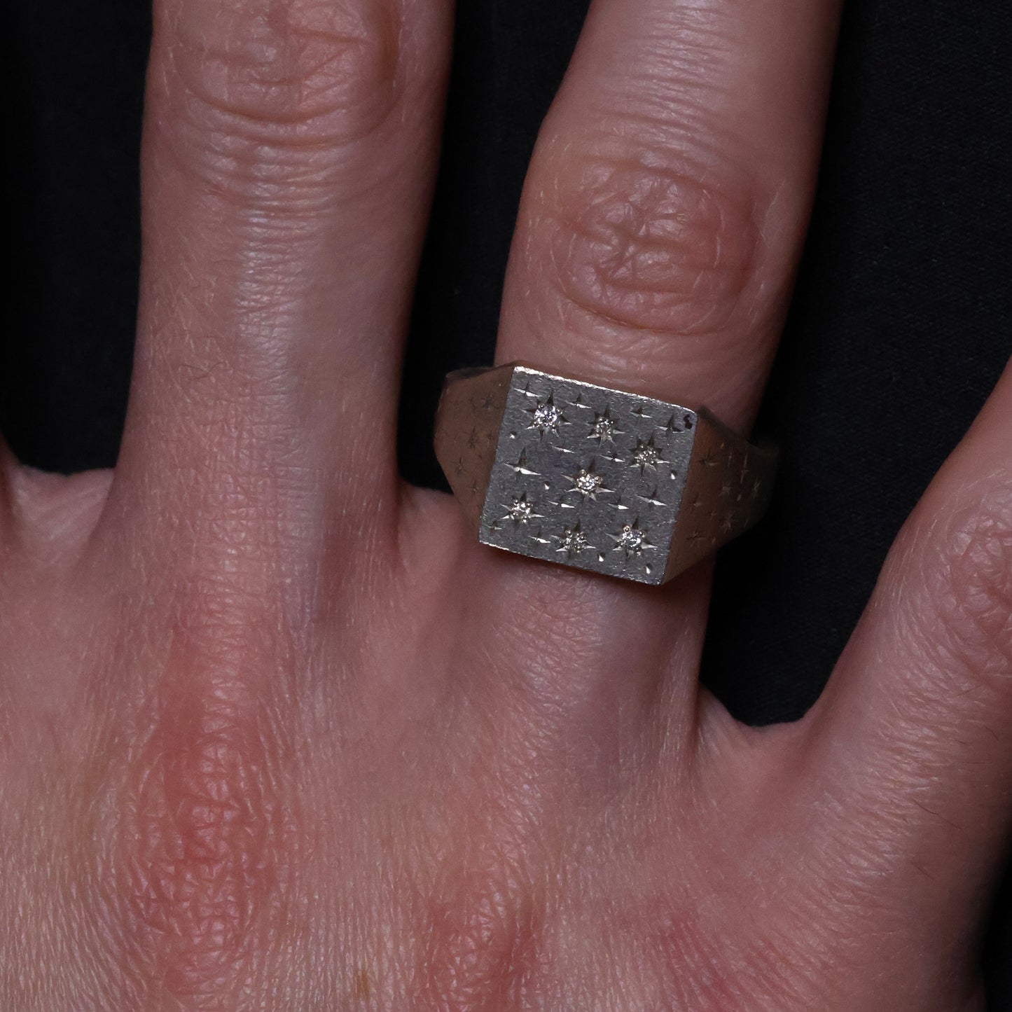 ASTRA SQUARE / MATTE