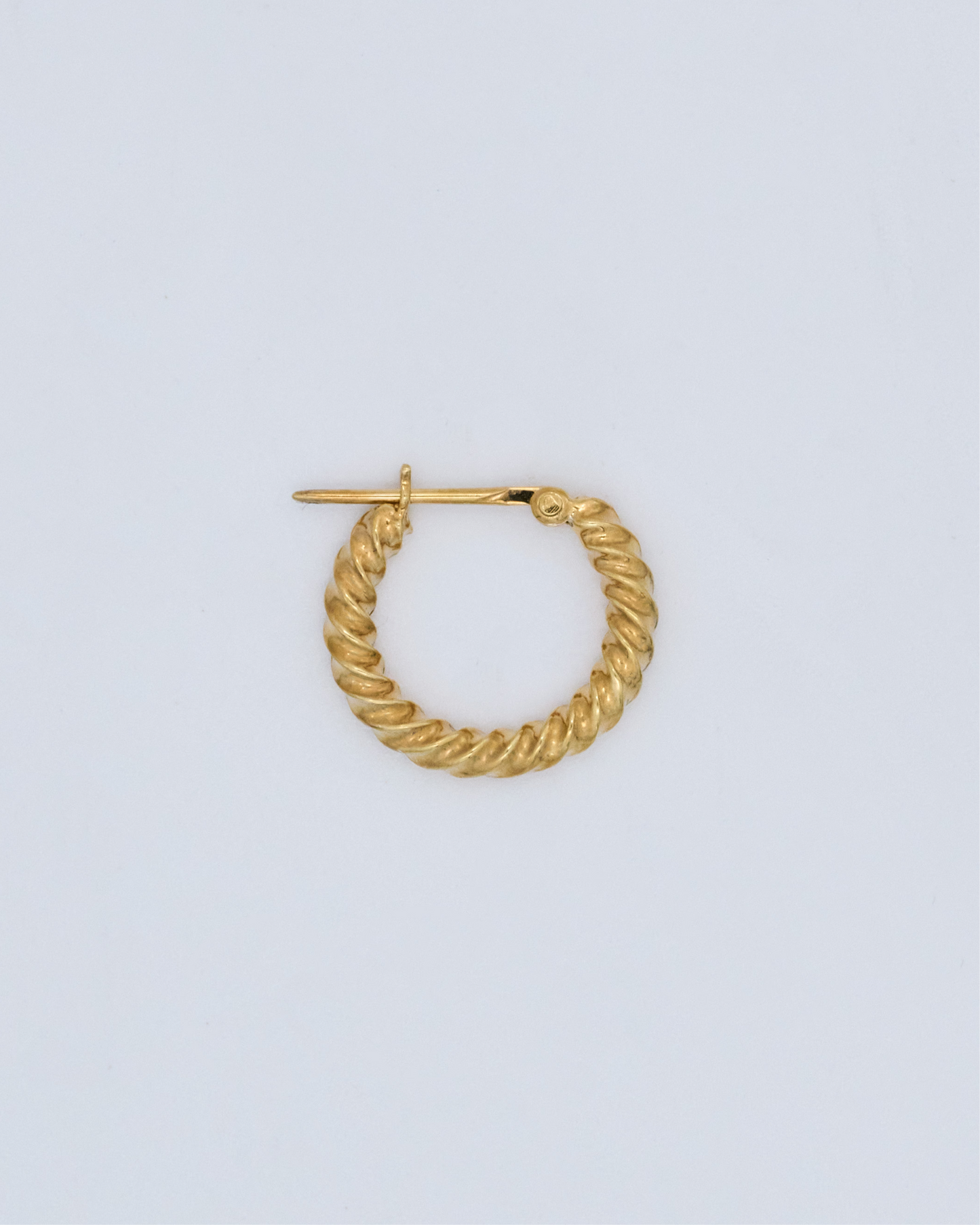 FINE TWIST EARRING