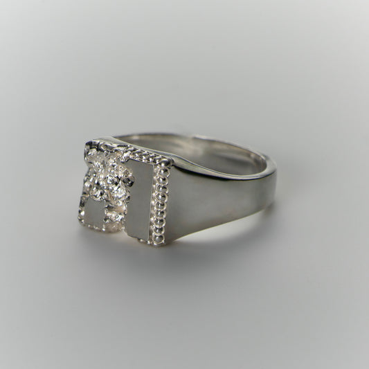FRACTURED BEADED SQUARE