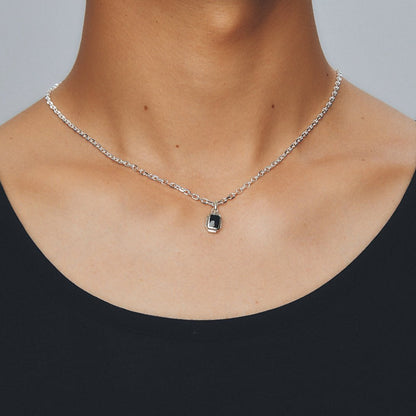 O DROP STONE NECKLACE (BLACK ONYX)