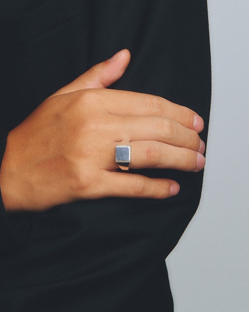 BEADED SQUARE SIGNET RING